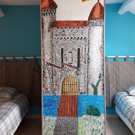 Gite Les Chevaliers Fous Sainte-Menehould Εξωτερικό φωτογραφία